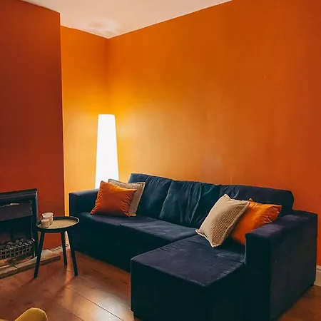 3 Bed House - Free Parking - 10 Minutes To Centre - Perfect For Families, Contractors And Relocators * 约克